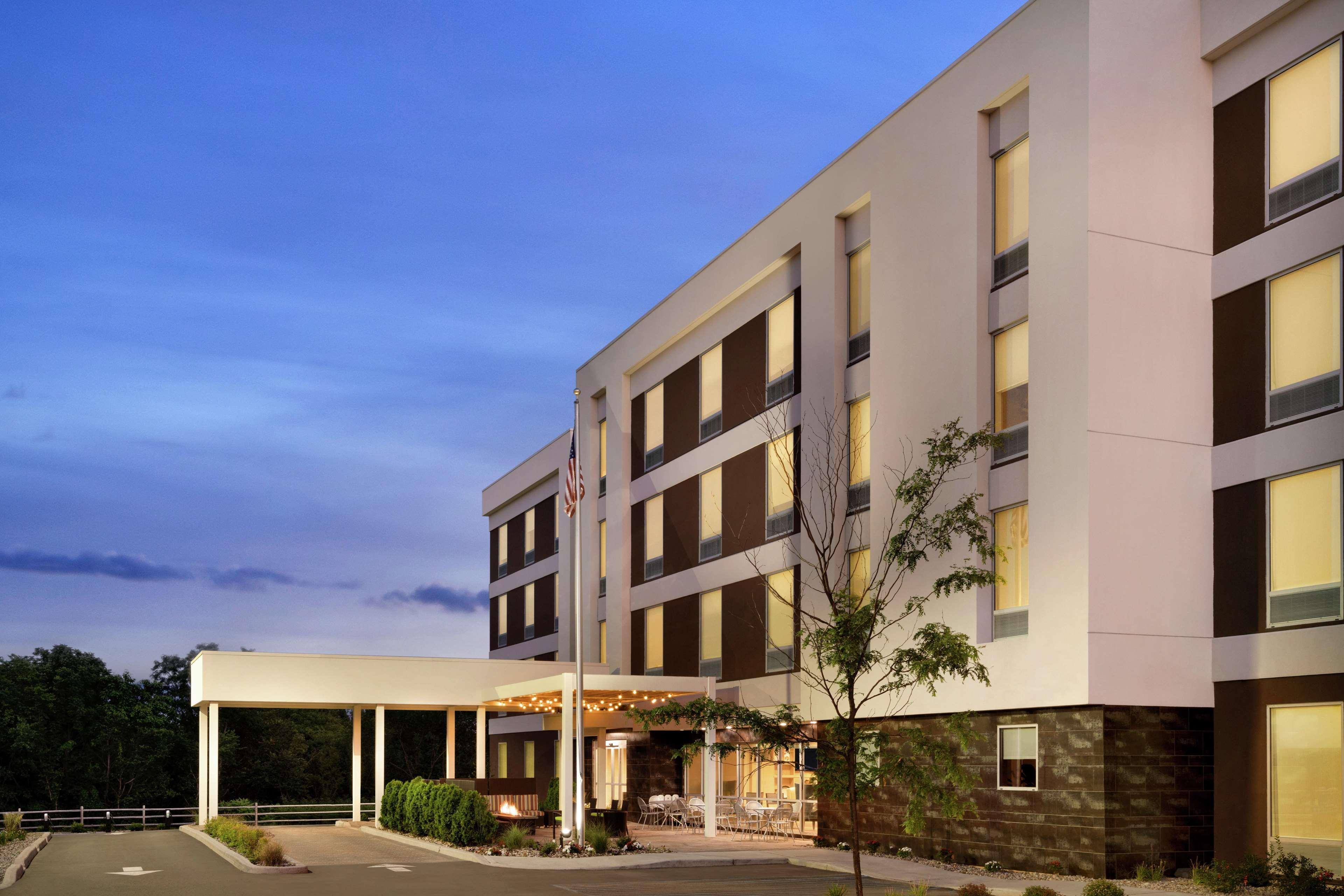 Home2 Suites By Hilton Middletown Bagian luar foto