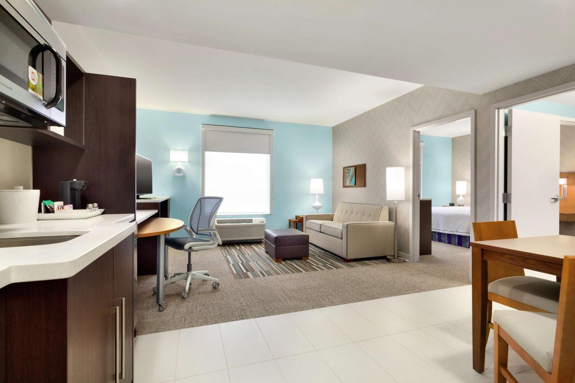 Home2 Suites By Hilton Middletown Bagian luar foto